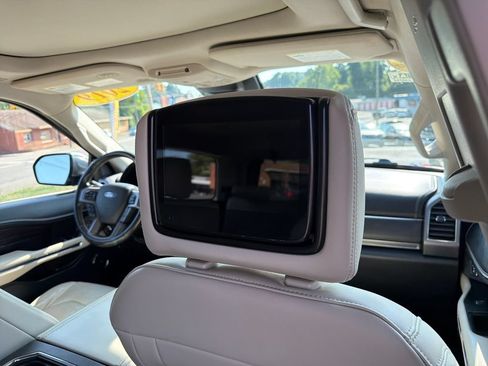 Used 2019 Ford Expedition Platinum RWD image 51