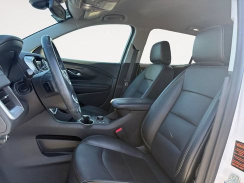 Used 2023 GMC Terrain SLT w/ Elevation Edition AWD/4WD image 9