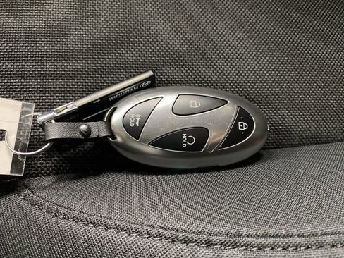 New 2026 Hyundai Santa Fe SE image 25