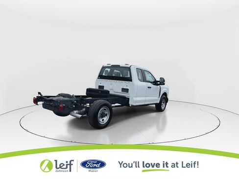Used 2024 Ford F350 XL image 8