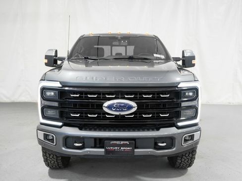 Used 2023 Ford F350 Platinum w/ Tremor Off-Road Package AWD/4WD image 5