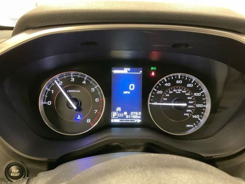 Used 2023 Subaru Crosstrek 2.5i Limited AWD/4WD image 12