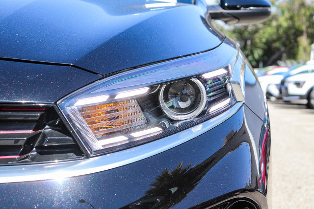 Certified 2023 Kia Forte GT-Line FWD image 5