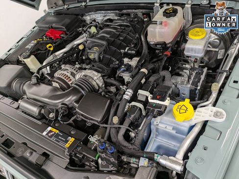 Used 2024 Jeep Wrangler Sahara image 31