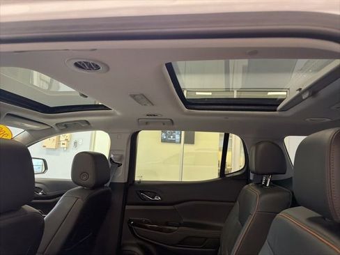 Used 2023 GMC Acadia AT4 w/ Preferred Package image 2