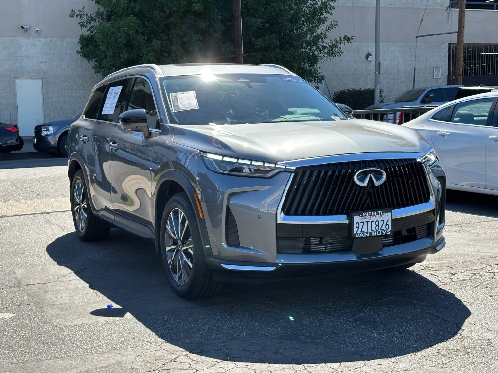Certified 2027 INFINITI QX60 Luxe w/ Cargo Package FWD image 9