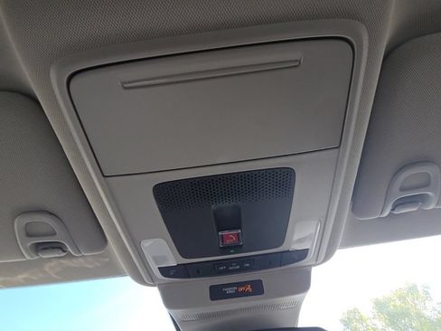 Used 2025 Honda Accord LX image 46