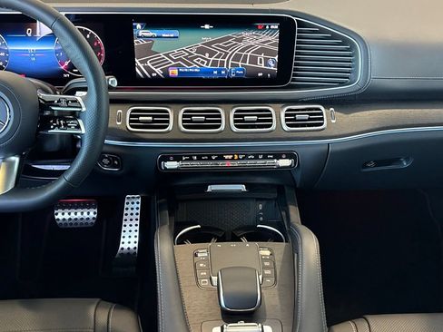 New 2026 Mercedes-Benz GLS 450 4MATIC image 28