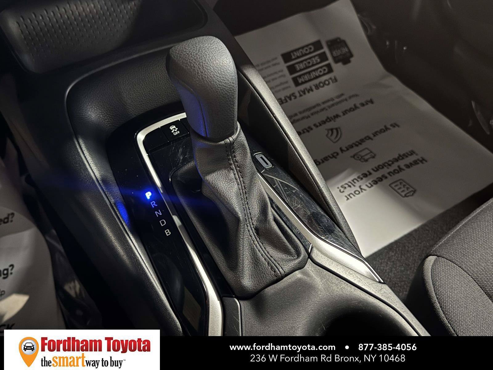 Used 2023 Toyota Corolla LE FWD image 28