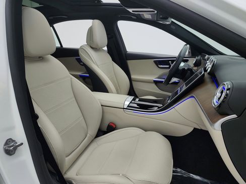 Used 2023 Mercedes-Benz C 300 Sedan image 18