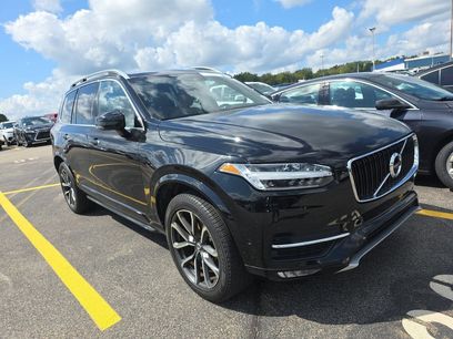 Used 2017 Volvo XC90 T6 Momentum w/ Vision Package
