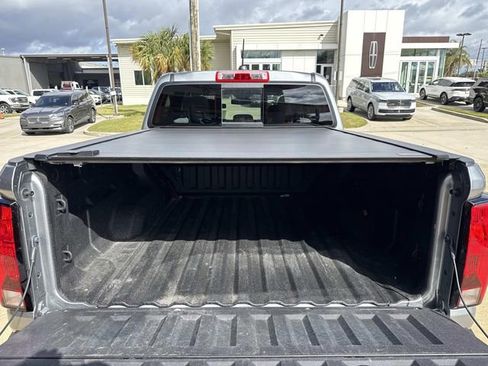 Used 2023 Chevrolet Colorado LT w/ LT Convenience Package II image 9