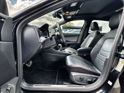 Used 2025 Volkswagen Jetta GLI Autobahn image 3