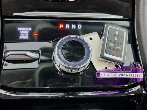 Used 2021 Jeep Grand Cherokee L Limited image 23