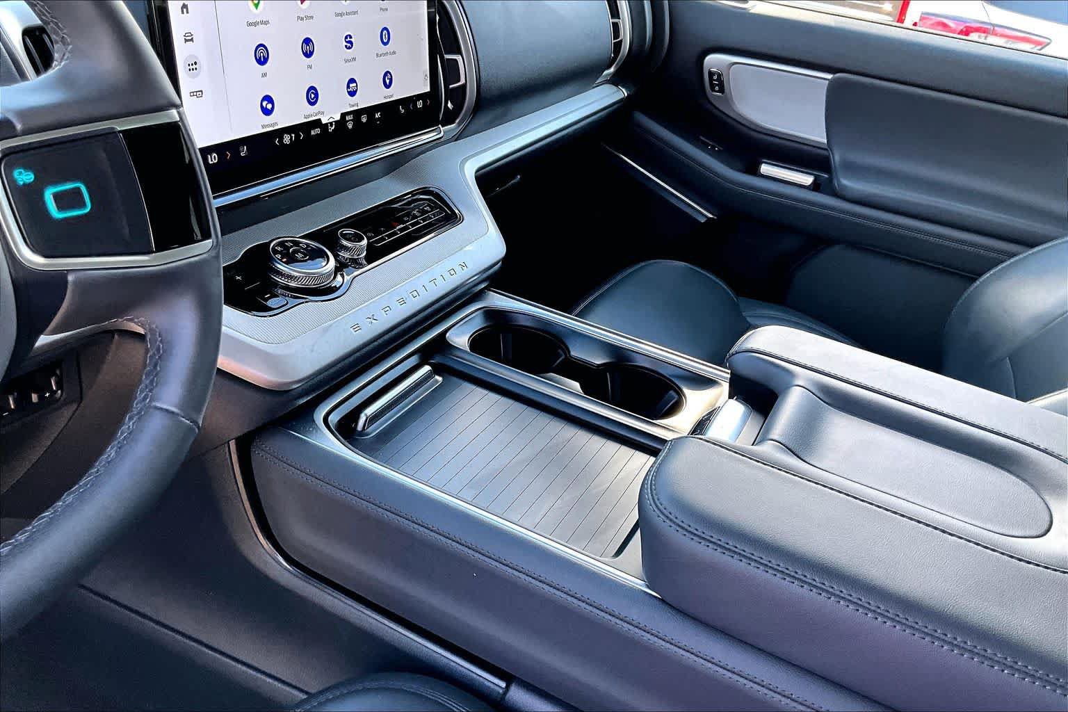 Certified 2026 Ford Expedition Active RWD image 17