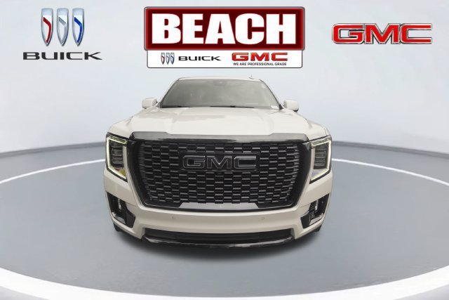 Used 2023 GMC Yukon Denali Ultimate AWD/4WD image 8