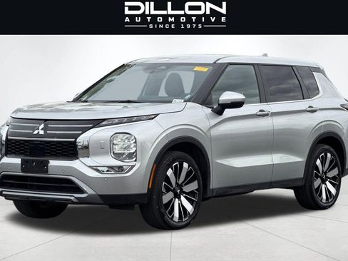 Used 2025 Mitsubishi Outlander SE AWD/4WD image 8