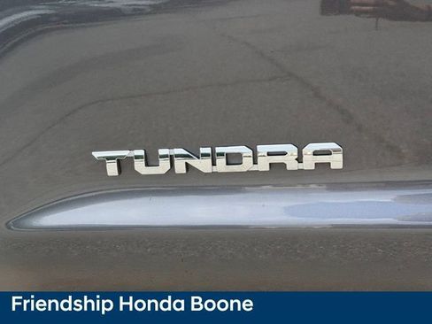 Used 2017 Toyota Tundra Limited w/ Limited Premium Package AWD/4WD image 13