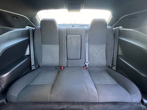 Used 2019 Dodge Challenger R/T image 19