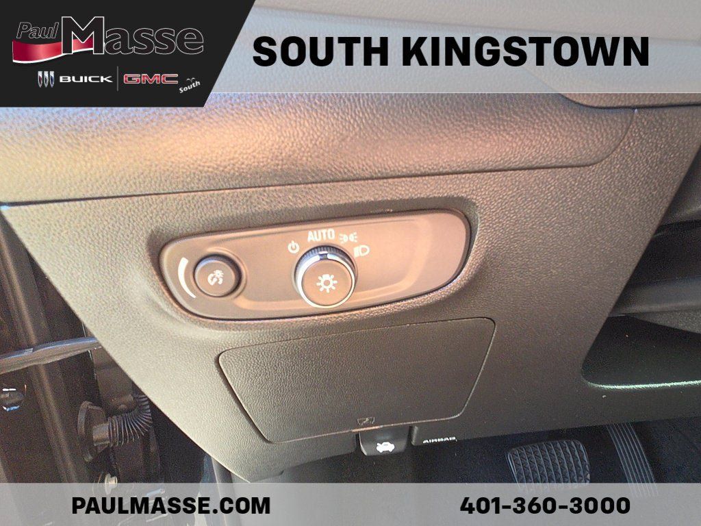 Certified 2025 Buick Encore GX Preferred w/ Comfort Package AWD/4WD image 11