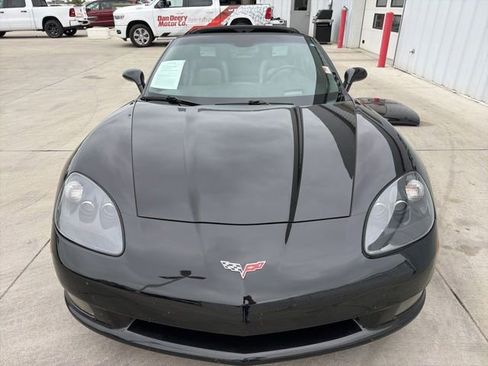 Used 2008 Chevrolet Corvette Coupe w/ Preferred Equipment Group RWD image 14
