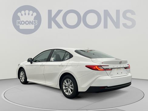 Used 2026 Toyota Camry LE FWD image 12
