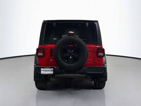 Used 2018 Jeep Wrangler Unlimited Sport S image 16