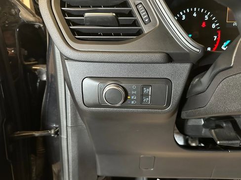 Used 2020 Ford Escape S image 17