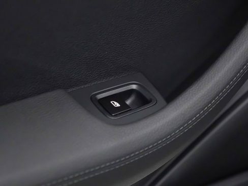 New 2026 Porsche Panamera 4 image 16