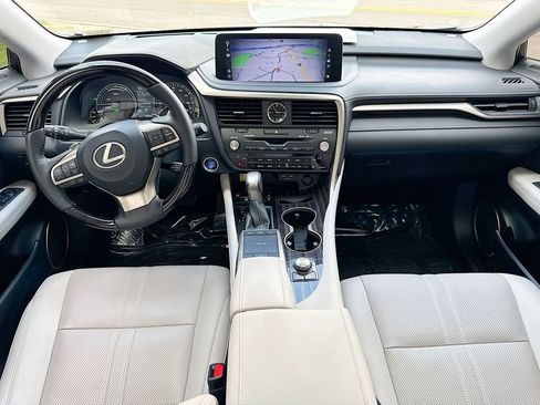 Used 2022 Lexus RX 450hL Luxury w/ Cold Area Package (CT) AWD/4WD image 25