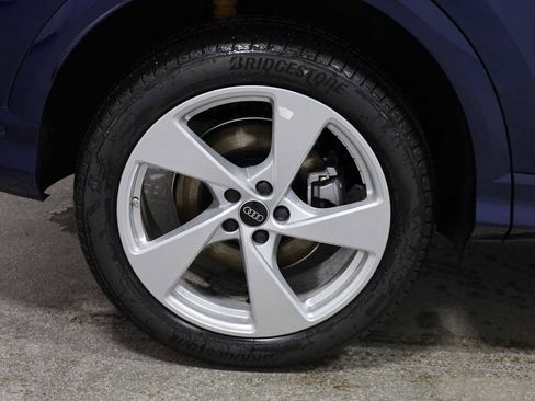 New 2025 Audi Q5 Premium Plus image 36