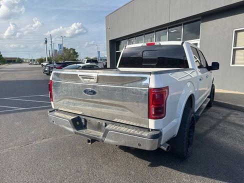 Used 2015 Ford F150 Lariat w/ Equipment Group 502A Luxury AWD/4WD image 4