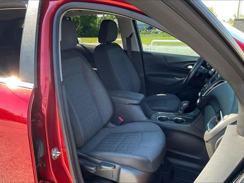 Used 2022 Chevrolet Equinox LT FWD image 7