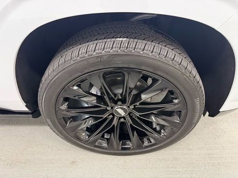 Used 2026 Cadillac Escalade Platinum Sport image 6