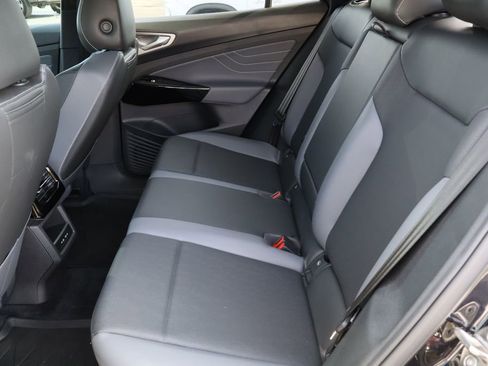 Used 2024 Volkswagen ID.4 S image 23