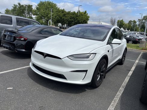 Used 2022 Tesla Model X Plaid AWD/4WD image 8