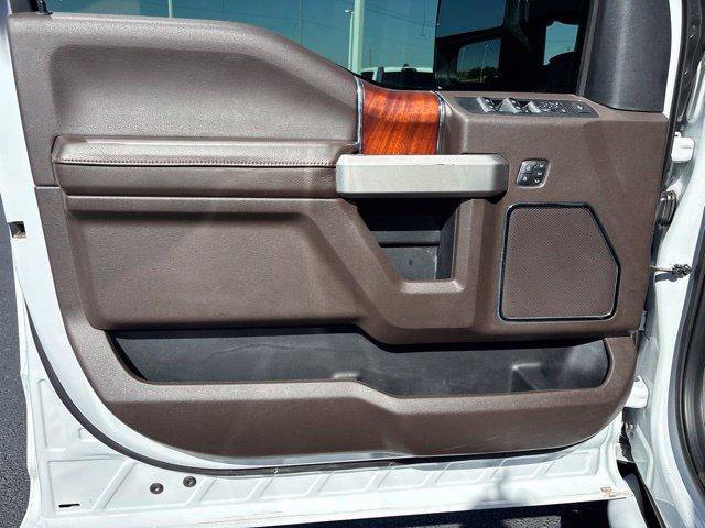 Used 2020 Ford F350 King Ranch w/ Chrome Package AWD/4WD image 19