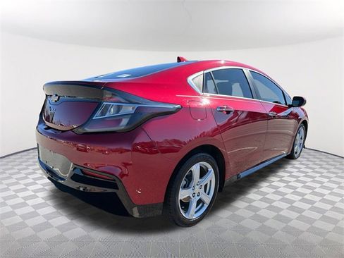 Used 2018 Chevrolet Volt LT image 5
