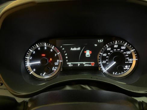 Used 2025 Toyota Highlander LE FWD image 42