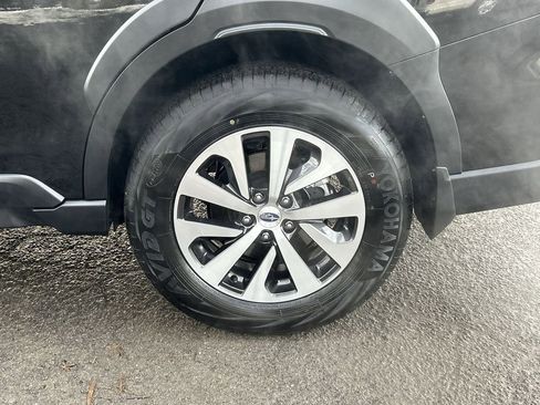 Certified 2025 Subaru Outback Premium image 11