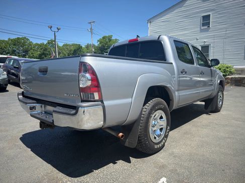 Used 2014 Toyota Tacoma 4x4 Double Cab w/ SR5 Package image 7