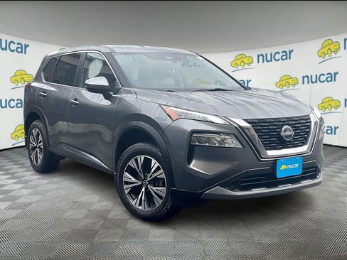 Used 2023 Nissan Rogue SV image 1