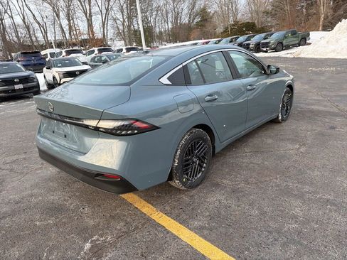 New 2026 Nissan Sentra SV image 4