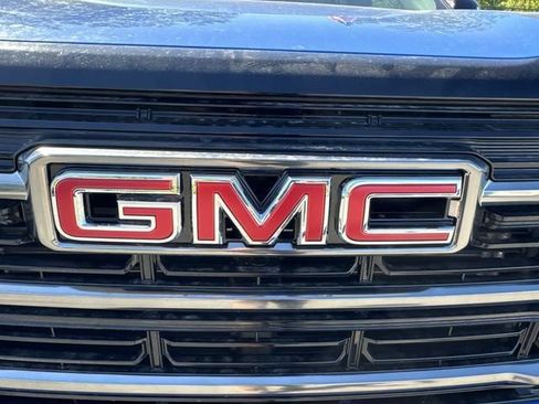 New 2026 GMC Terrain AT4 w/ LPO, Floor Liner Package AWD/4WD image 32