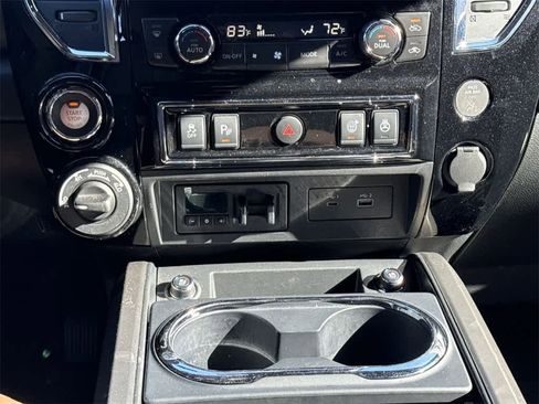 Used 2021 Nissan Titan Platinum Reserve w/ Moonroof Package image 17