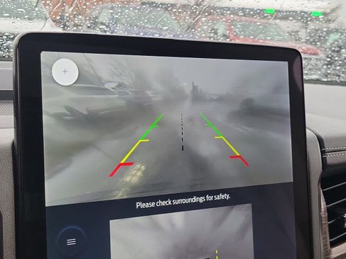 Certified 2023 Ford Expedition Limited image 27