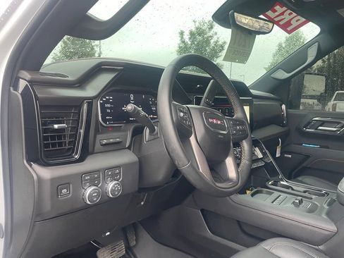 Used 2026 GMC Sierra 2500 AT4 w/ AT4 Premium Plus Package AWD/4WD image 14