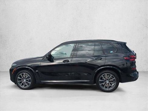 Certified 2024 BMW X5 M60i AWD/4WD image 9