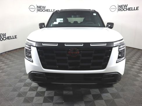 New 2025 Nissan Armada PRO-4X image 2