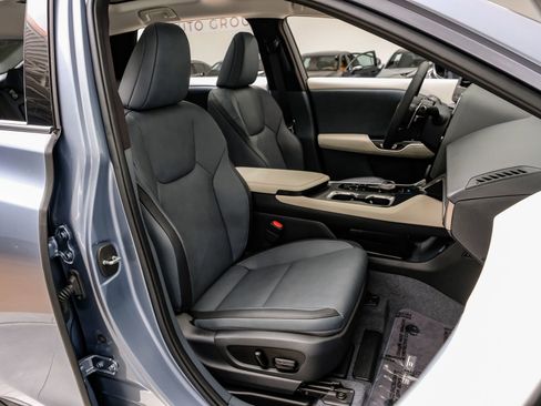 Used 2023 Lexus RZ 450e Premium image 38